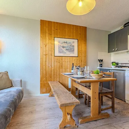 Cosy Family Flat - Heart Of Val Thorens, Balcony With Mountain Views