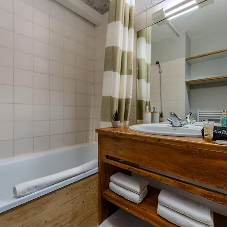 Apartament Cosy Family Flat - Heart Of Val Thorens, Balcony With Mountain Views *