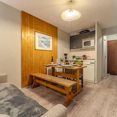 Cosy Family Flat - Heart Of Val Thorens, Balcony With Mountain Views *