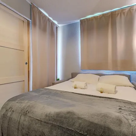 Apartman Cosy Family Flat - Heart Of Val Thorens, Balcony With Mountain Views - Le Joker