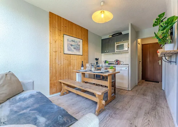 Cosy Family Flat - Heart Of Val Thorens, Balcony With Mountain Views - Le Joker Apartman